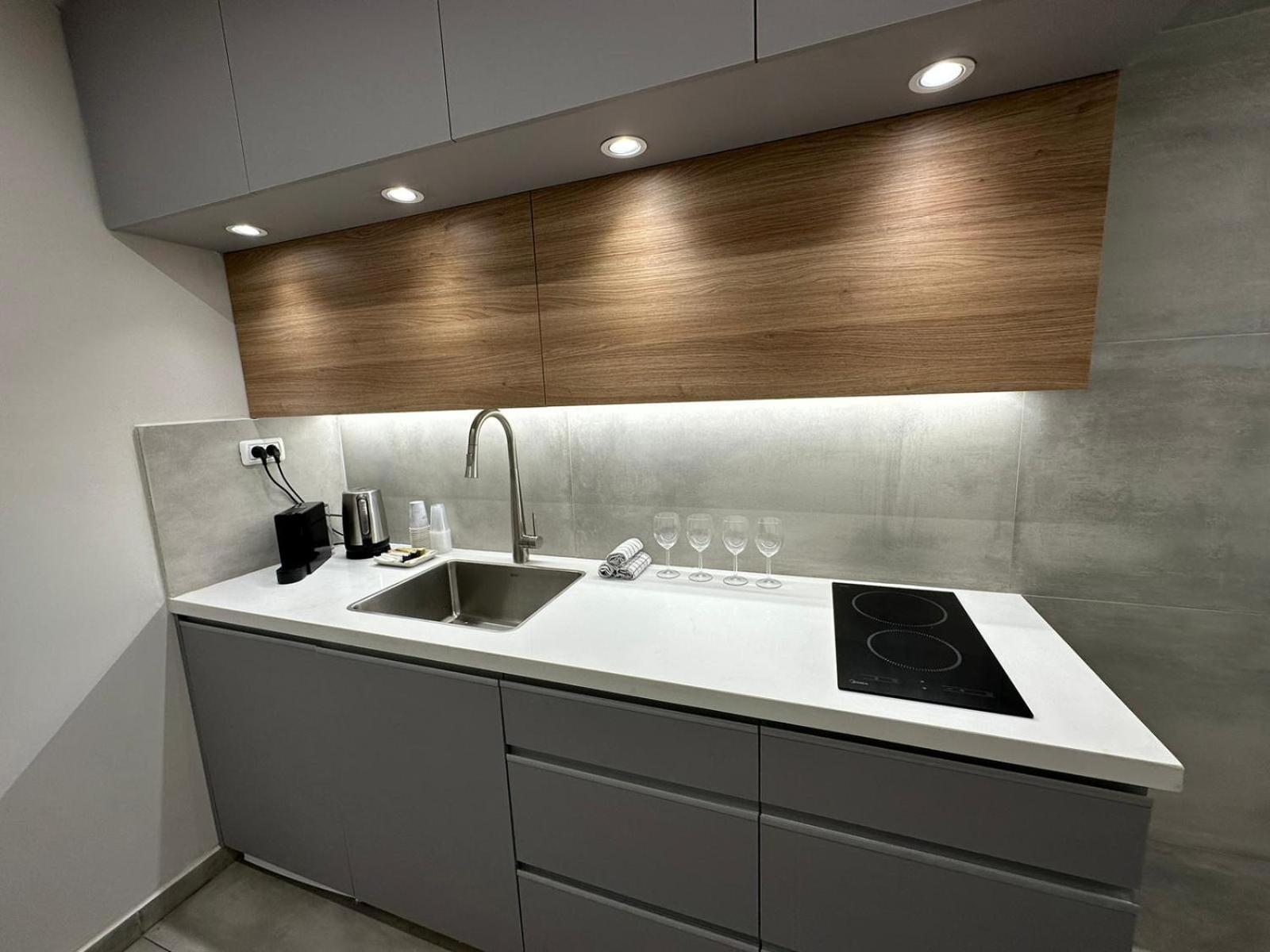 Mamilla Brilliant Emerald 2 Jerusalem Exterior photo