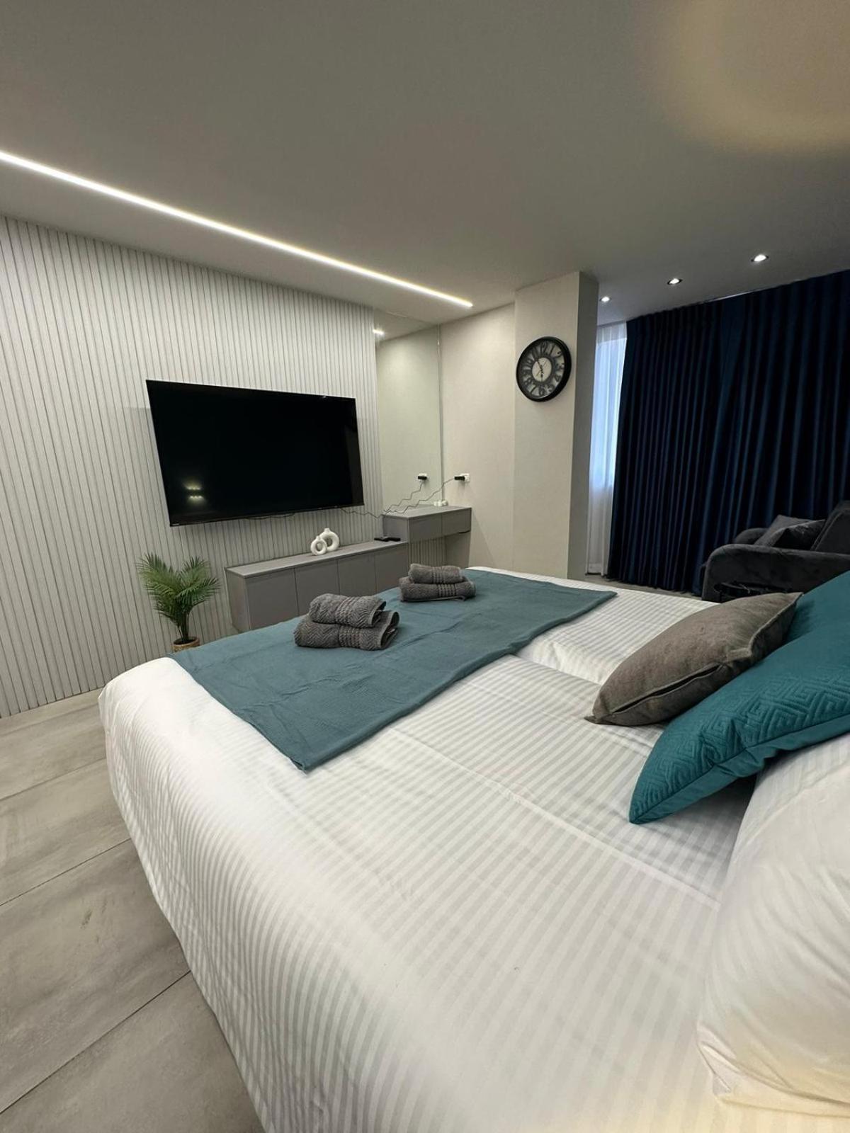 Mamilla Brilliant Emerald 2 Jerusalem Exterior photo
